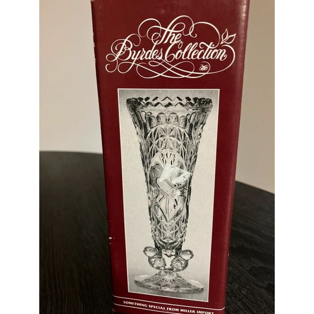 Hofbauer Byrdes German Collection 24% Lead Crystal Bud Vase Birds 7” new